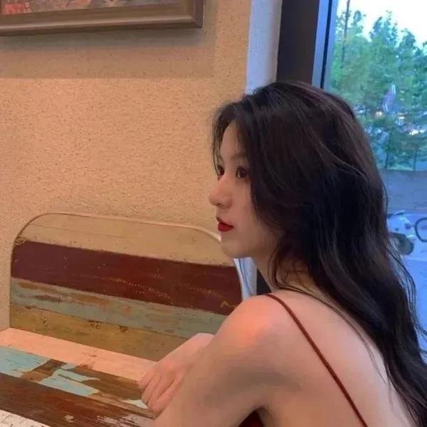 绝战狼女